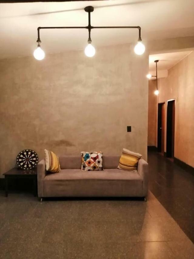 Moloch Hostel & Suites แคนคูน ภายนอก รูปภาพ
